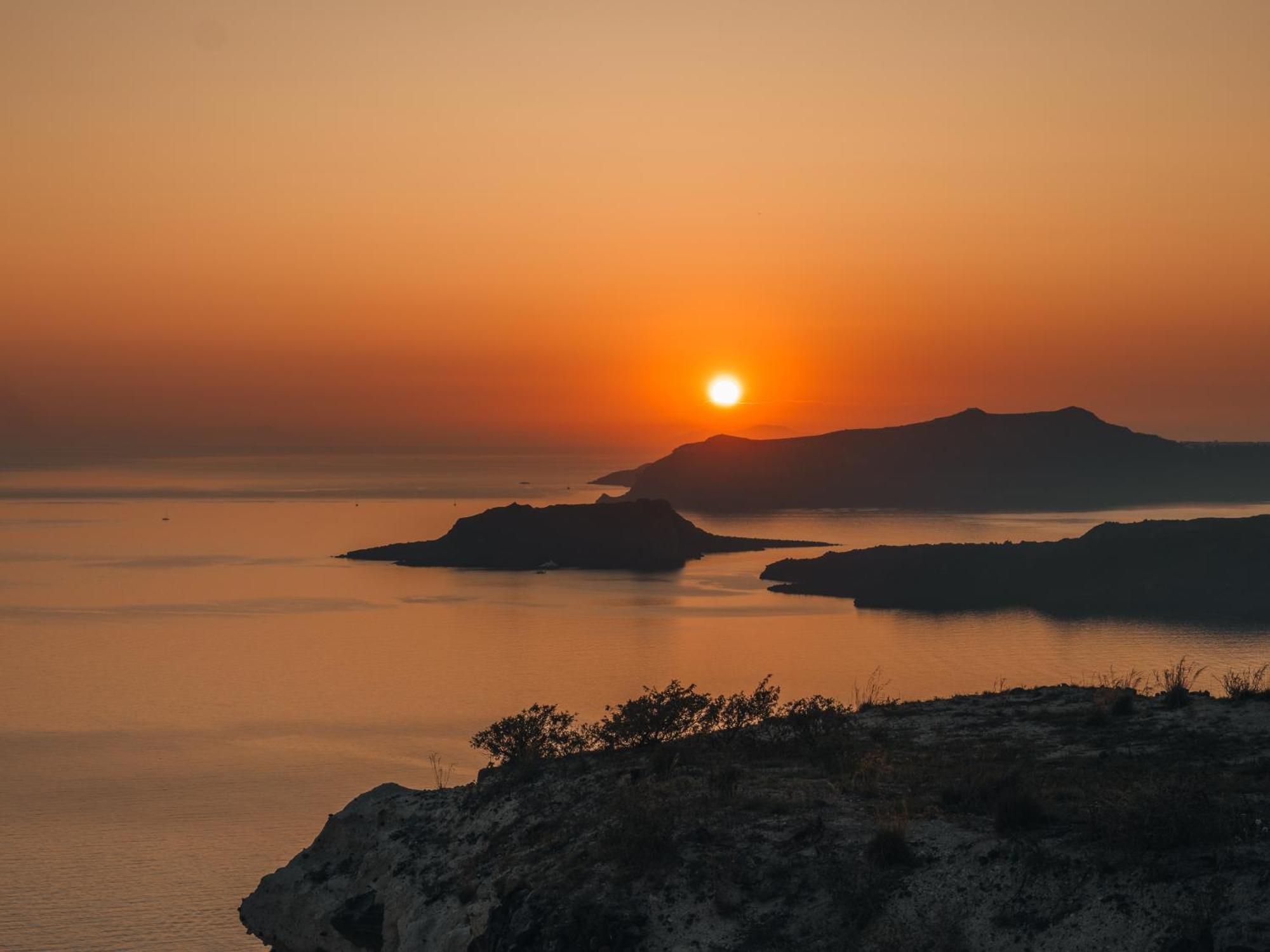Nous Santorini Hotel Mesaria Bagian luar foto